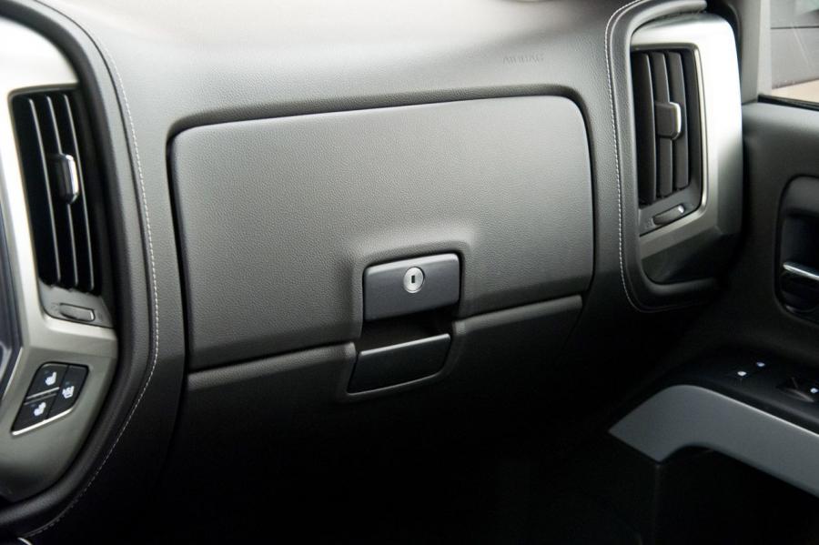  Chevrolet Silverado 2014 года  (фото 45 из 104)